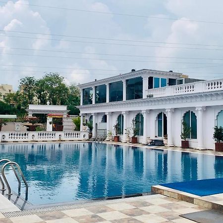 Dream Palace Resort Катманду Екстер'єр фото