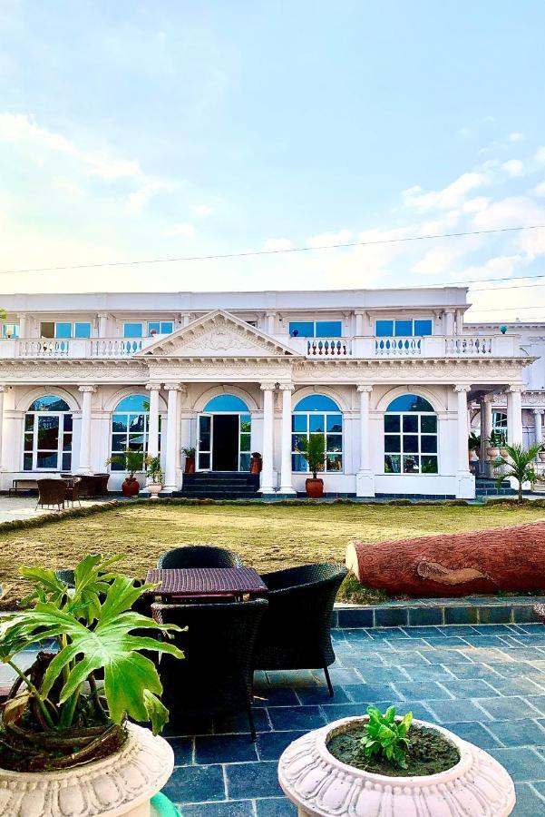 Dream Palace Resort Катманду Екстер'єр фото